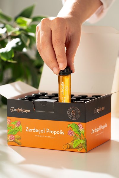 Eğriçayır Zerdeçal + Propolis Ampul Takviye Edici Gıda