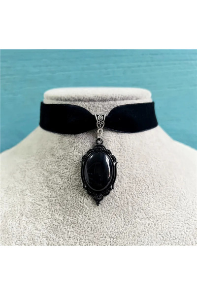 Choice YA3033-2 Gothic Vampire Cameo Pendant Choker Velvet Necklace for Women...