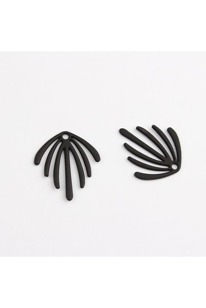 Choice black Hand-painted Alloy Geometric Irregular Seaweed Leaf Pendant Char...