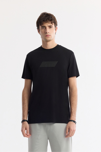 Avva Men's Black Crew Neck Printed Rayon Soft Touch Regular Fit T-Shirt A51Y1031