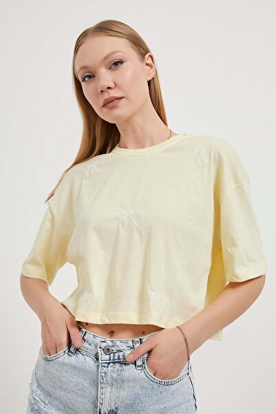 Arma Life Armalife 2137 Ribbon Embroidered Vis Collar Crop Women's T-Shirt
