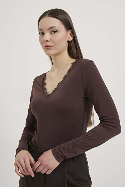 Arma Life ARMALIFE 1705 V YAKA DANTEL DETAYLI ESNEK KADIN BODYSUIT