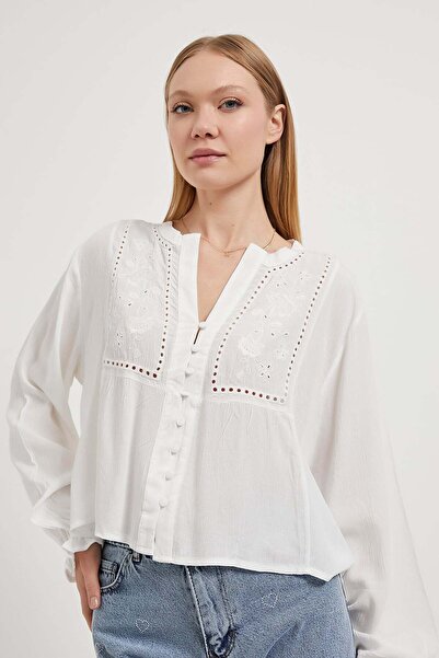 Arma Life Women's Button Patterned Long Sleeve V Neck White Blouse