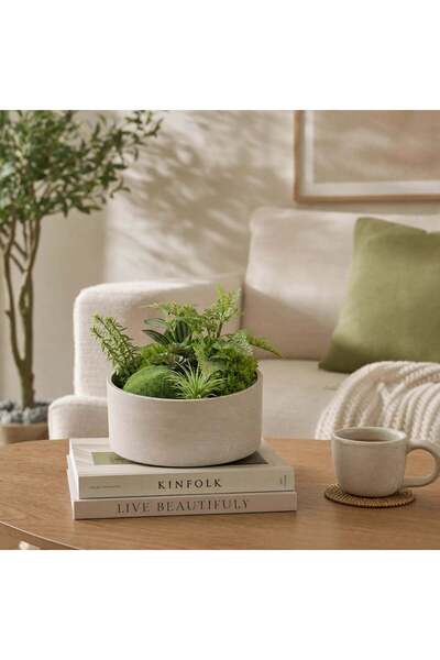 Highpoint High Point Tree with a Calming Aesthetic for Entrances, Rooms, and Gatherings, Height 59 cm X Width 37 Cm, Green Color.