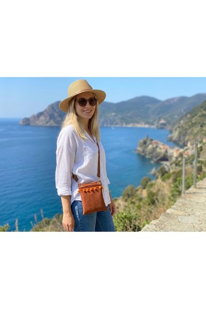 HANK Adjustable Leather Strap Bag 20 X 15cm Shoulder Bag / Hangable Wallet Phone Bag with Pompom Faux Leather