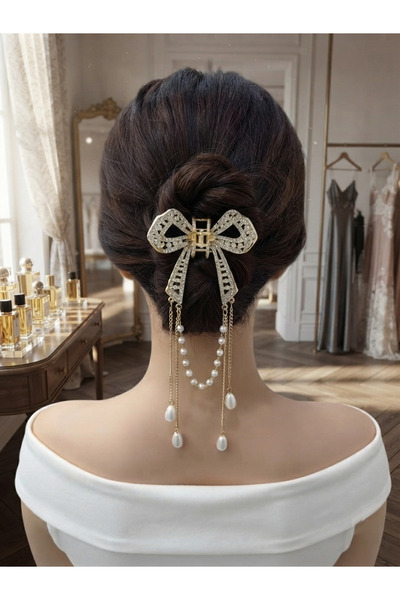 GÜLPEŞE Gold Butterfly Latch Clasp with Dangle Pearl and Steel Spring