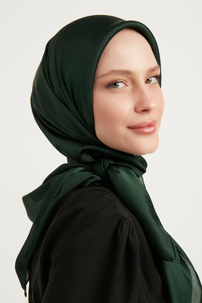 Şaless وشاح حجاب نسائي من قماش جانجان المجعد - زمردي - 100x100 سم
