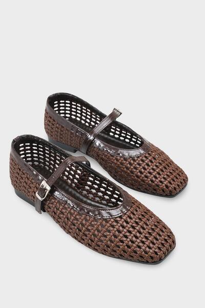 Capone Outfitters Дамски балеринки Марния с каишки, със заоблен връх, с ефект...
