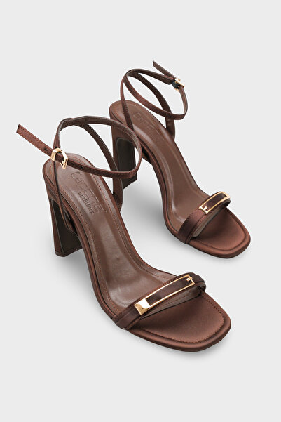 Capone Outfitters Bessy Square Toe High Heeled Women's Shoes with Metal Acces...