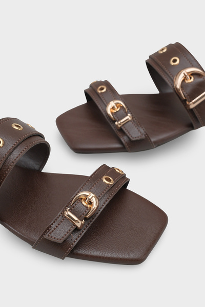 Capone Outfitters Niki Küt Burunlu Metal İki Tokalı Düz Topuklu Kadın Terlik