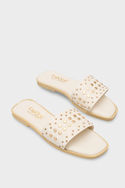 Capone Outfitters Women's Short Heeled Slippers with Metal Look Accessories a...