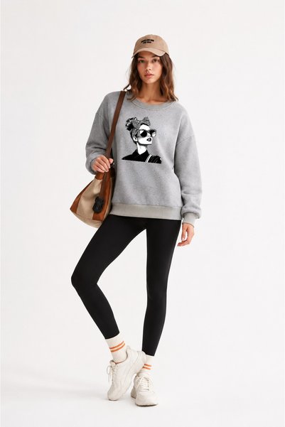 ESADE Women's Face Women's Buckle Graphic Comfortable Fit Crew Neck Gray Swea...