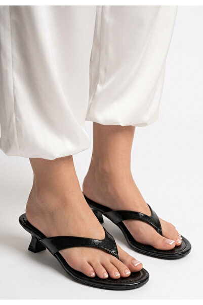 Generic Brand Rupa black patent leather heeled slippers