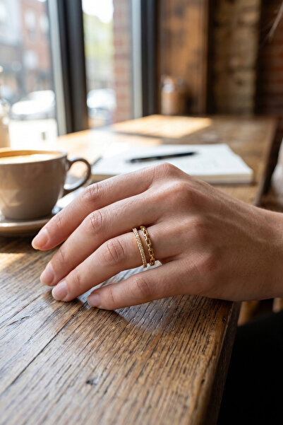 Lisinya Gold Color Chain and Zircon Stone Model Women's Ring -