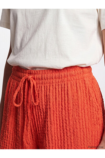 LC Waikiki Two Mt Shop Quality Lcw Vision Red Textured Women's Shorts with El...