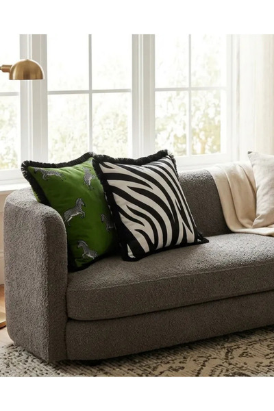 white rabbit home طقم وسائد مكون من قطعتين بنمط الحمار الوحشي باللونين الأخضر والأبيض والأسود