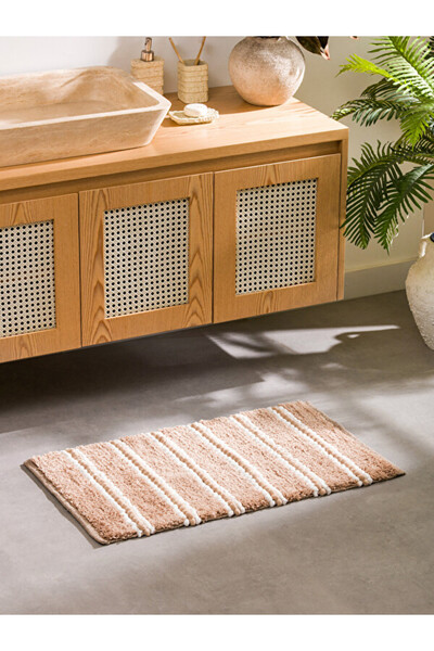 LC Waikiki Plush Bath Mat for Style Enthusiasts from Uzg Store 50X80 cm