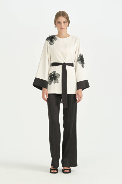 Nihan Stylish Belted Jacket with Embroidery Detail - Ecru