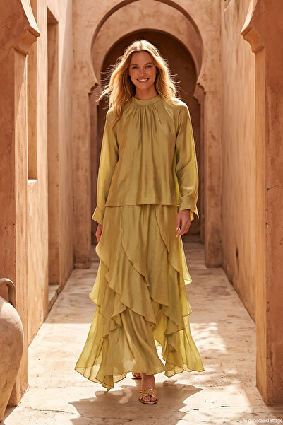 Lale Butik Ruffle Detail Blouse and Skirt Set 220895 Green
