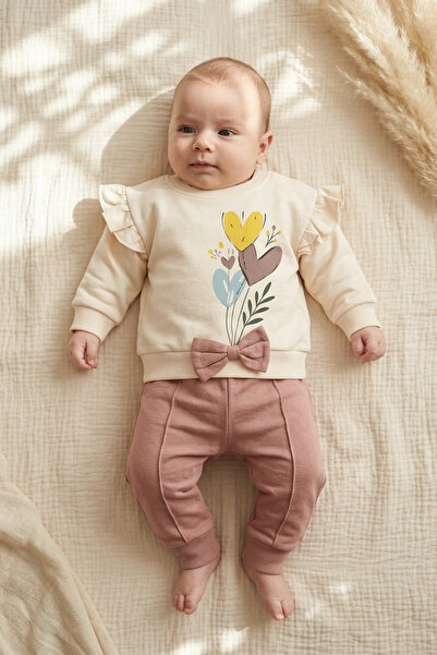 Babydonat طقم علوي وسفلي بتفاصيل كشكشة ونقشة قلب للفتيات الصغيرات من Aria Blo...