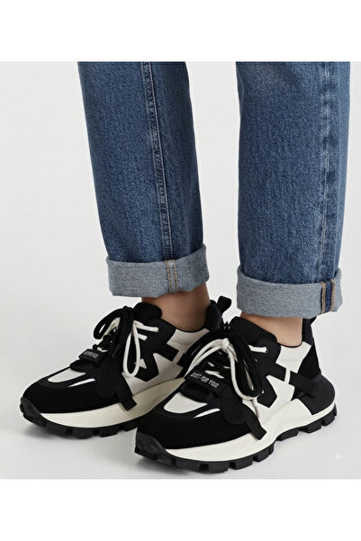 İvil Kadın Detaylı Bağcıklı Yüksek Tabanlı Yürüyüş Ayakkabısı Sneaker