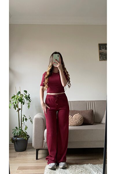 Basic Crop Tişört ve Bol Paça Eşofman Altı 2’li Kadın Takım