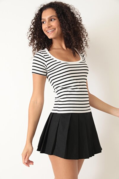 urban wear URBAN KADIN ÇİZGİLİ BEYAZ Derin Yuvarlak Yaka Tişört - 2405