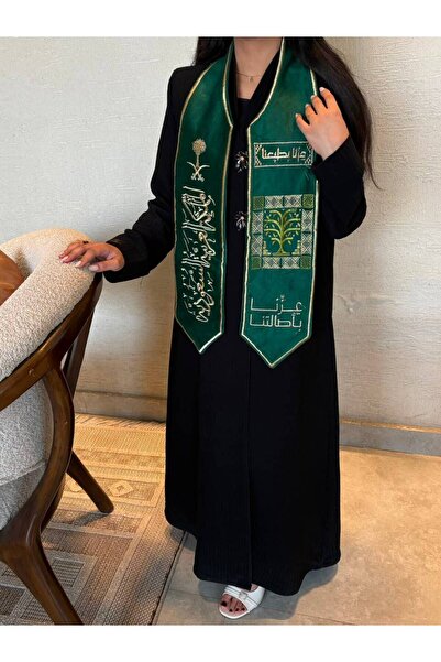 Moon Saudi National Day Shawl and Scarf Velvet Embroidered Pride and Elegance...