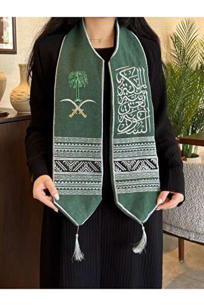 Moon Saudi National Day Shawl and Scarf Velvet Embroidered Pride and Elegance...