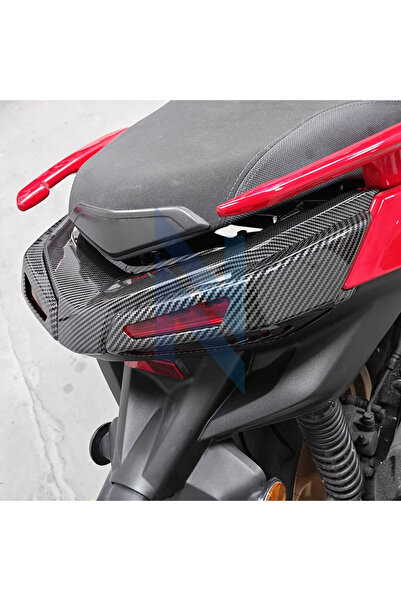 Yamaha XMAX Arka Stop Led Koruma Kaplaması KARBON