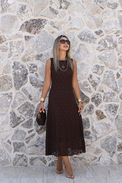 bytugcekaya Καφέ φόρεμα με δαντέλα και λεπτή επένδυση στο λαιμό