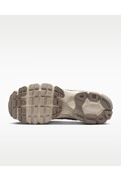 Nike Air Max Moto 2K Beyaz Günlük Sneaker Sportie ( Dar Kalıptır )