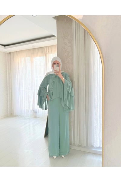 BELLASTORE Elegant Two-Piece Set with Ruffle Detail