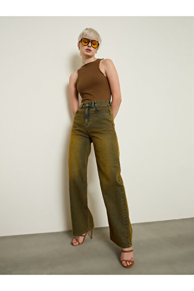 Sassafras By Styli Rust Overdyed Wash High Rise Straight Jeans