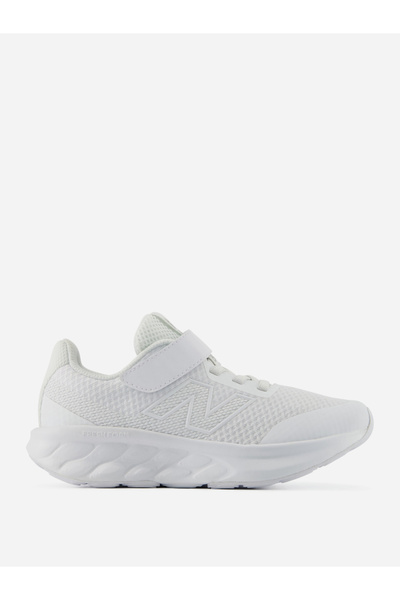 New Balance 520 Sneakers