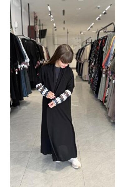 dar laha abaya عباية أطفال D 6035 - بأكمام ملونة وقماش كريب ملكي