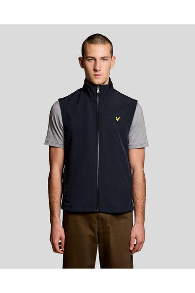 Lyle & Scott Casual windproof Vest with front zippered closure, regular fit