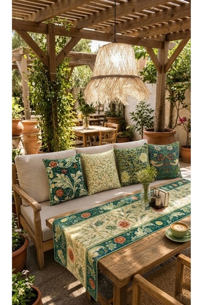 Home Botanik Flowers Series 5-Piece Home Textile Set (4 Pillowcases + 1 Runner)