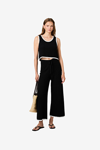 French Connection Women's Black-Summer White Teddy Diamond Knit Crop Pants