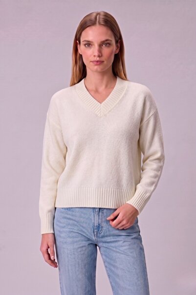 odelon Women's V-Neck Ecru Knitwear Sweater
