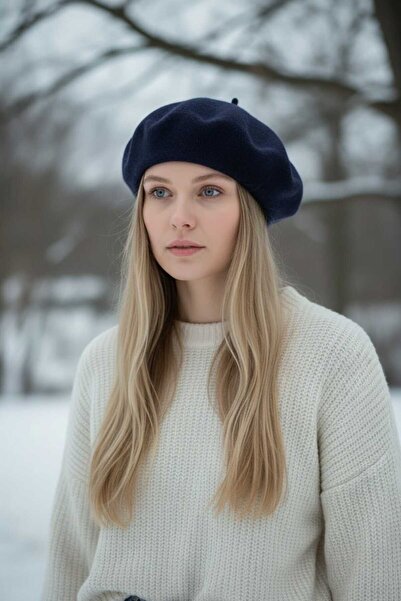 Aware Time Women's Painter Angora Beret