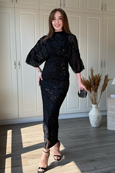 Dilay Gökoğlu Butik Midi Black Dress with Cape Sleeve Detail and Glitter Pattern