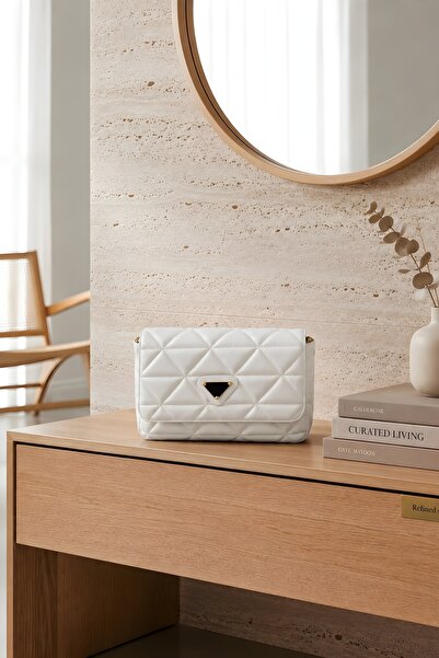 İmajButik White Quilted Patterned Shoulder Bag with Strap
