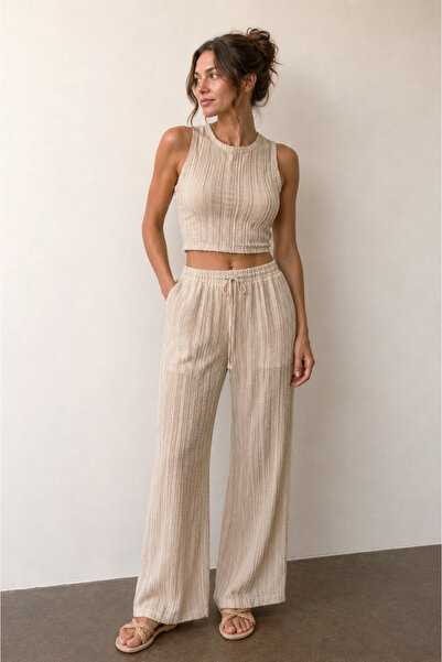 Kadın Crop Top ve Pantolonlu Yazlık Dokulu Takım