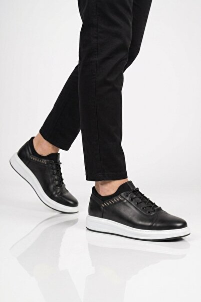 Voyager Black Genuine Leather Rubber Laced Men's Casual Shoes