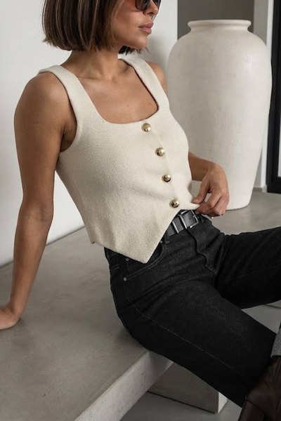 oshebu Square Collar Gold Buttoned Knitwear Vest Blouse