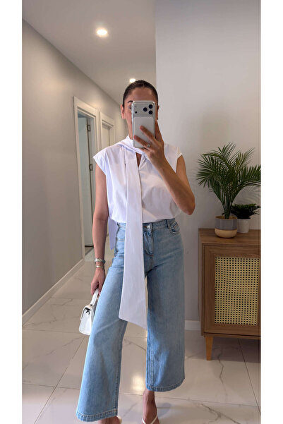 BİRCANÇİL Yose White Tie-Detail Sleeveless Blouse