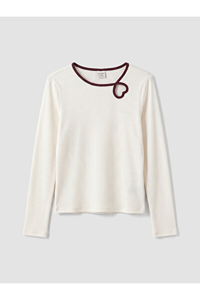 LC Waikiki Ecru Crew Neck T-Shirt for Girls with Heart Detail
