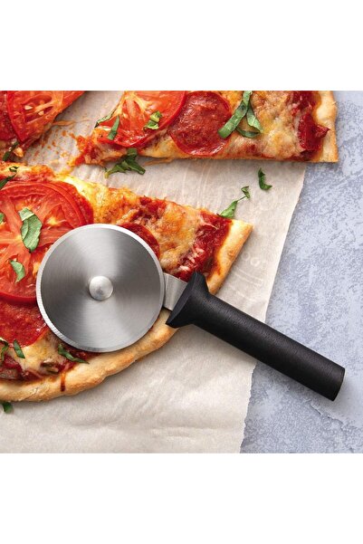 Generic Brand Cutter pentru pizza SilverCrest cu roată din inox, mâner ergono...