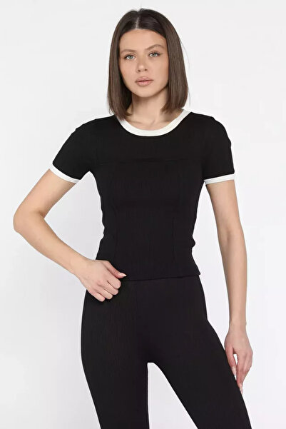 TOZLU Women's Crew Neck Camisole Blouse with Stitching Detail